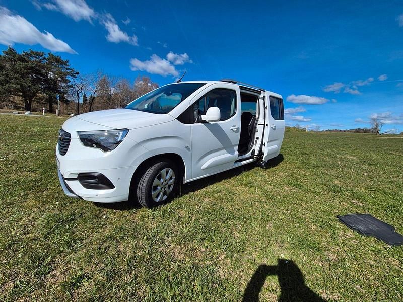 Gebraucht Opel Combo Life Innovation 131 PS (96 kW) 2020 Weiß Van / Kleinbus