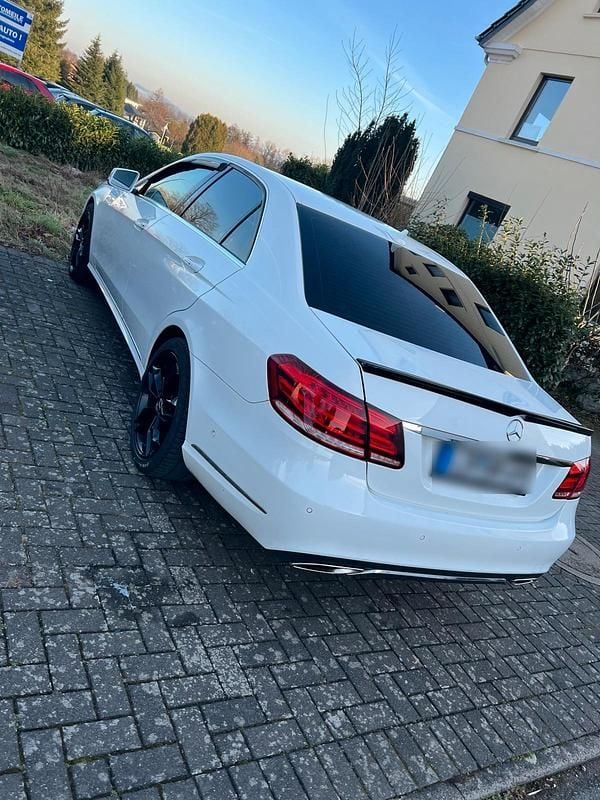 Gebraucht Mercedes E200 136 PS (100 kW) 2014 Limousine