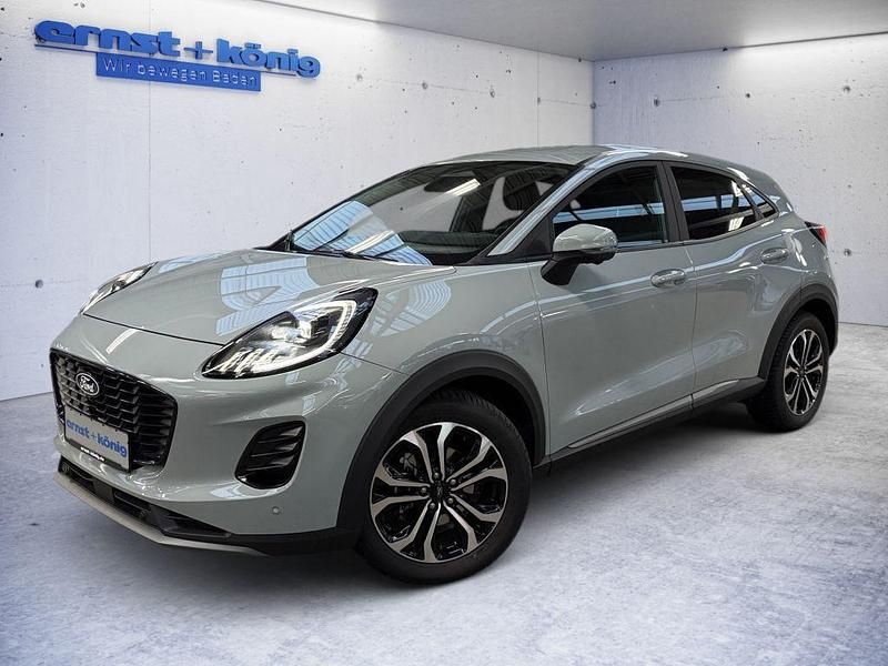 Grau Gebraucht 2024 Ford Puma Titanium SUV | 22.790 € (Fairer Preis) - Bild 1/4