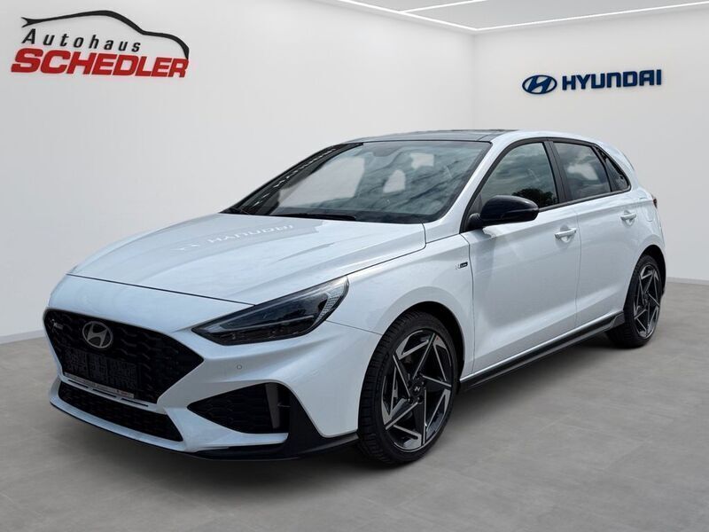 Atlas white / sol Neu 2025 Hyundai i30 N Line Limousine | 27.550 € (Fairer Preis) - Bild 1/4