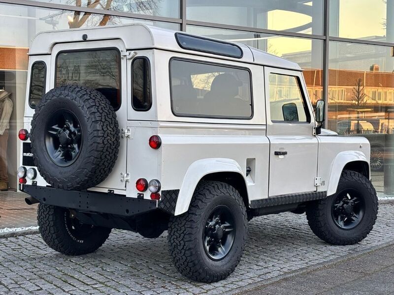 Gebraucht Land Rover Defender 185 PS (136 kW) 1998 Alpine white SUV