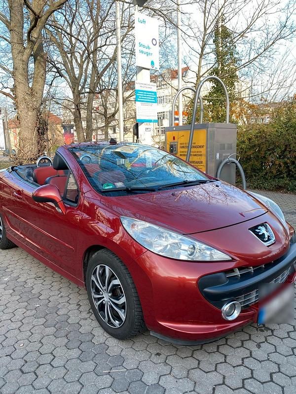 Gebraucht Peugeot 207 CC 120 PS (88 kW) 2008 Rot Cabrio