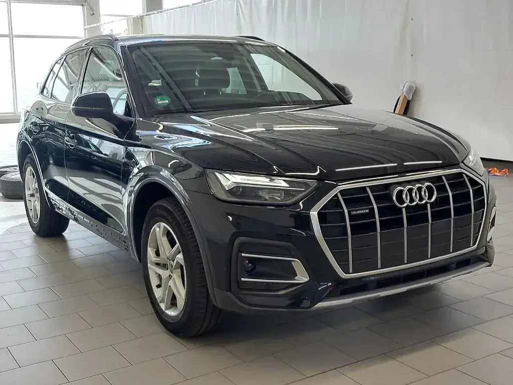 Gebraucht Audi Q5 Advanced 299 PS (219 kW) 2022 Brillantschwarz SUV