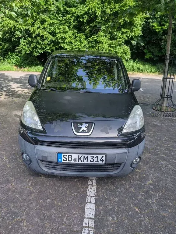 Gebraucht Peugeot Partner 90 PS (66 kW) 2010 Schwarz