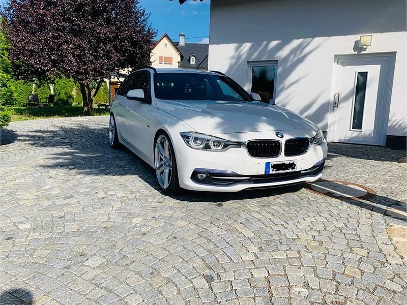 Weiß Gebraucht 2016 BMW 320 Shadowline Kombi | 17.500 € (Teuer) - Bild 1/4