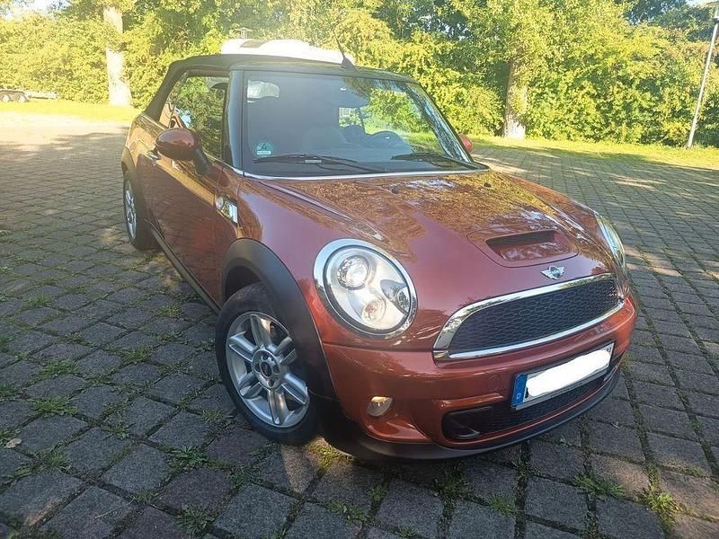 Gebraucht Mini Cooper SD Cabriolet 143 PS (105 kW) 2011 Orange Cabrio