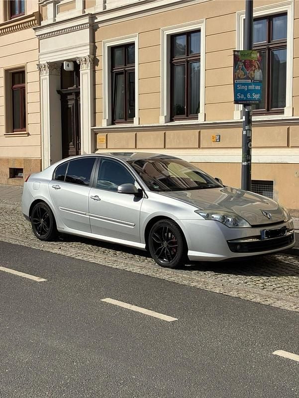 Silber Gebraucht 2008 Renault Laguna III Limousine | 2.650 € (Fairer Preis) - Bild 1/4