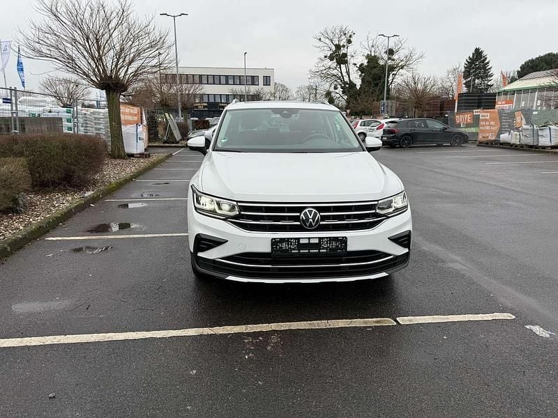 Weiß Gebraucht 2023 VW Tiguan SUV | 29.000 € (Superpreis) - Bild 1/4