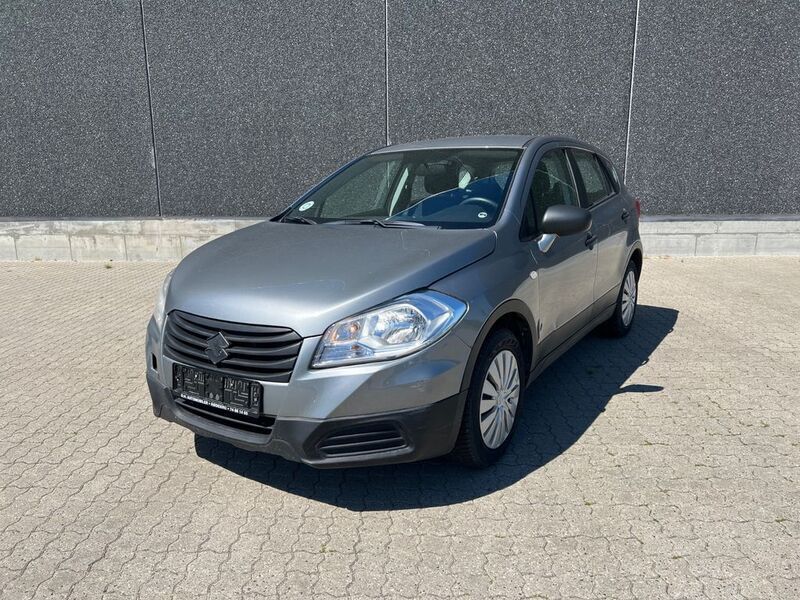 Gebraucht 2015 Suzuki SX4 S-Cross Comfort SUV | 5.900 € (Fairer Preis) - Bild 1/4