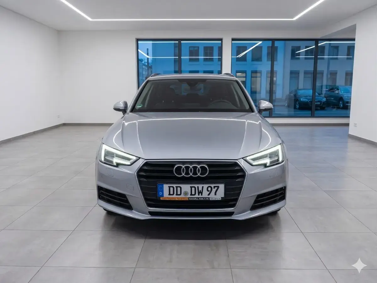 Używany Audi A4 Ambiente 218 KM (160 kW) 2018 Srebrny Kombi