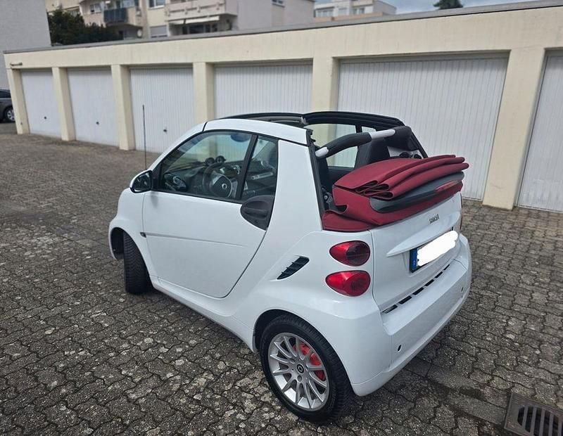 Gebraucht Smart ForTwo Cabrio 71 PS (52 kW) 2012 Weiß Cabrio