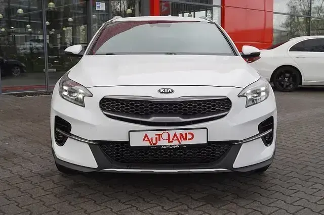 Używany Kia XCeed Vision 140 KM (102 kW) 2020 Biały SUV