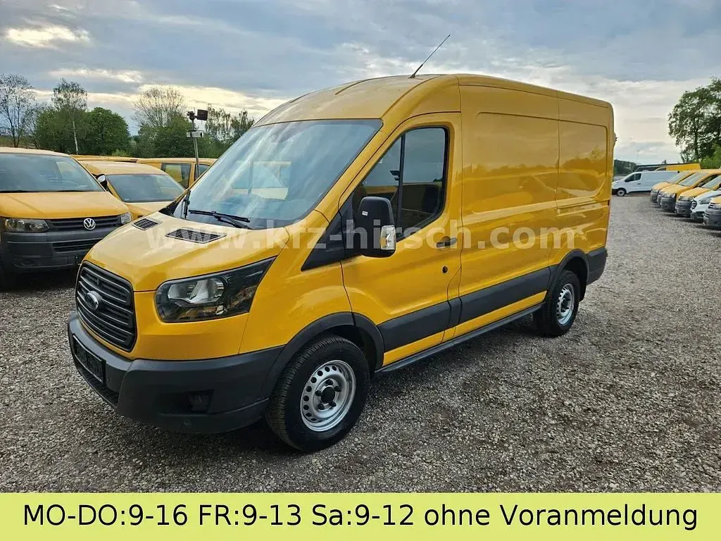 Gebraucht Ford Transit 131 PS (96 kW) 2016 Broom yellow Van