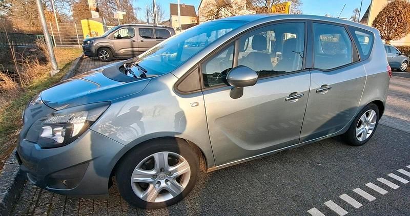 Gebraucht Opel Meriva 110 PS (80 kW) 2012 Grau Van / Kleinbus