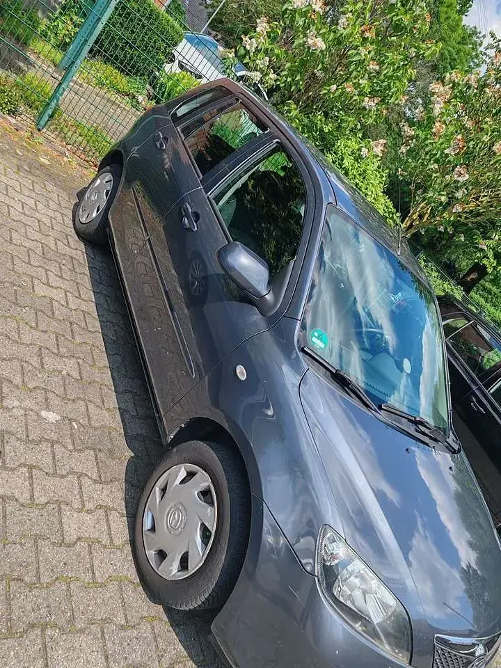 Brugt Mazda 2 75 HK (55 kW) 2005 Grå Hatchback