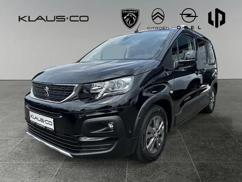 Schwarz Gebraucht 2023 Peugeot e-Rifter Allure Van / Kleinbus | 22.890 € (Fairer Preis) - Bild 1/3