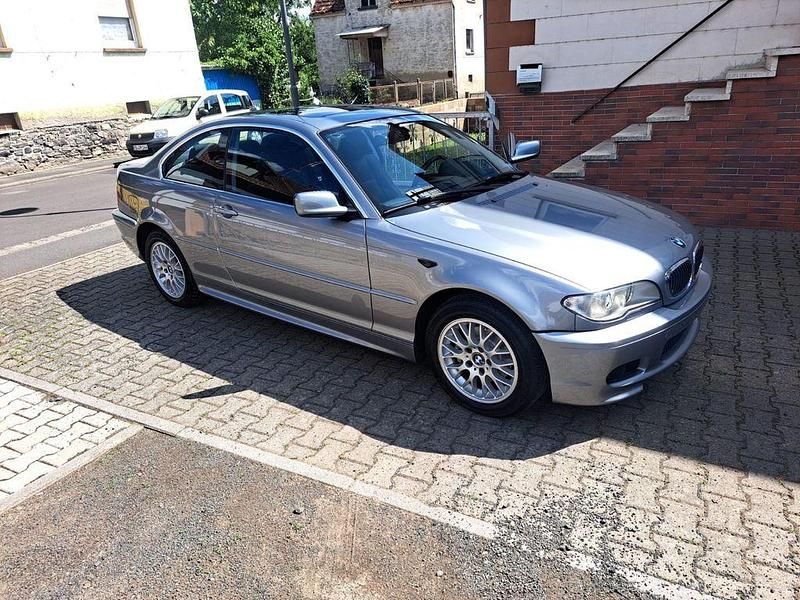 Grau Gebraucht 2005 BMW 318 M Sport Coupé | 6.000 € (Fairer Preis) - Bild 1/4