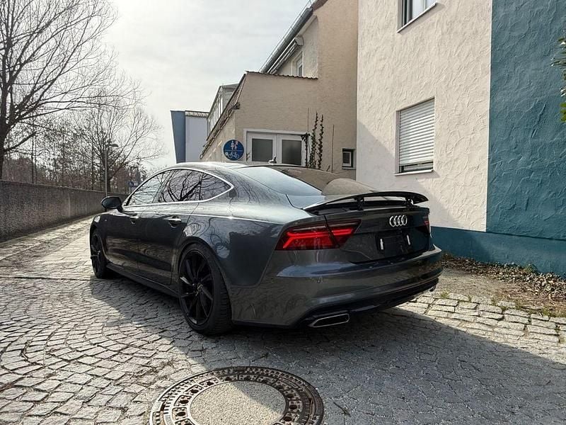 Gebraucht Audi A7 Advanced 320 PS (235 kW) 2015 Grau Kleinwagen