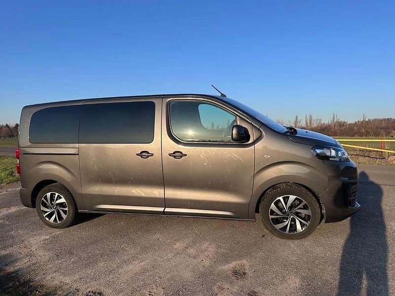 Gebraucht Citroën Spacetourer Feel 150 PS (110 kW) 2020 Braun Van / Kleinbus