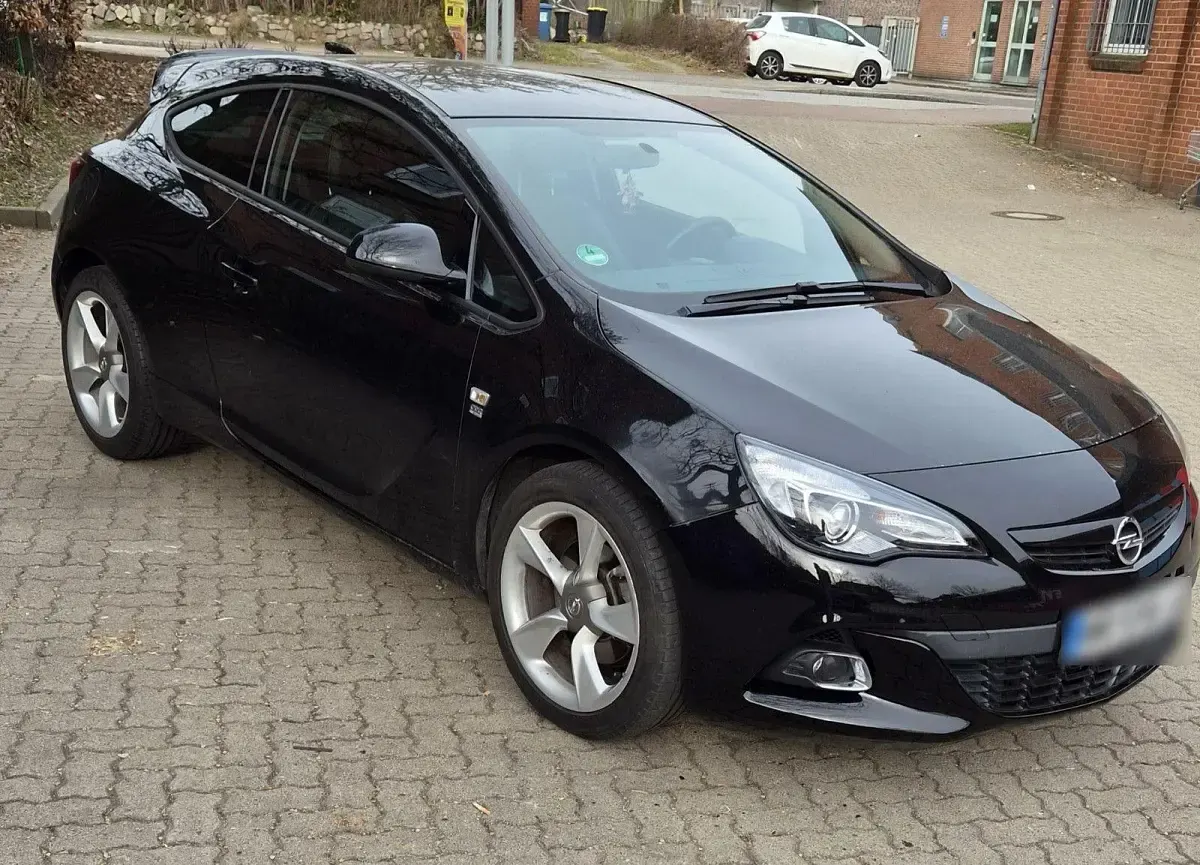 Usata Opel Astra 140 CV (102 kW) 2017 Nero Berlina