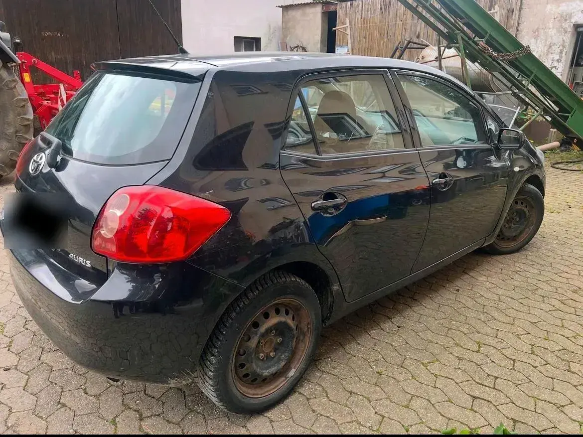 Gebraucht Toyota Auris 124 PS (91 kW) 2007 Schwarz Kleinwagen