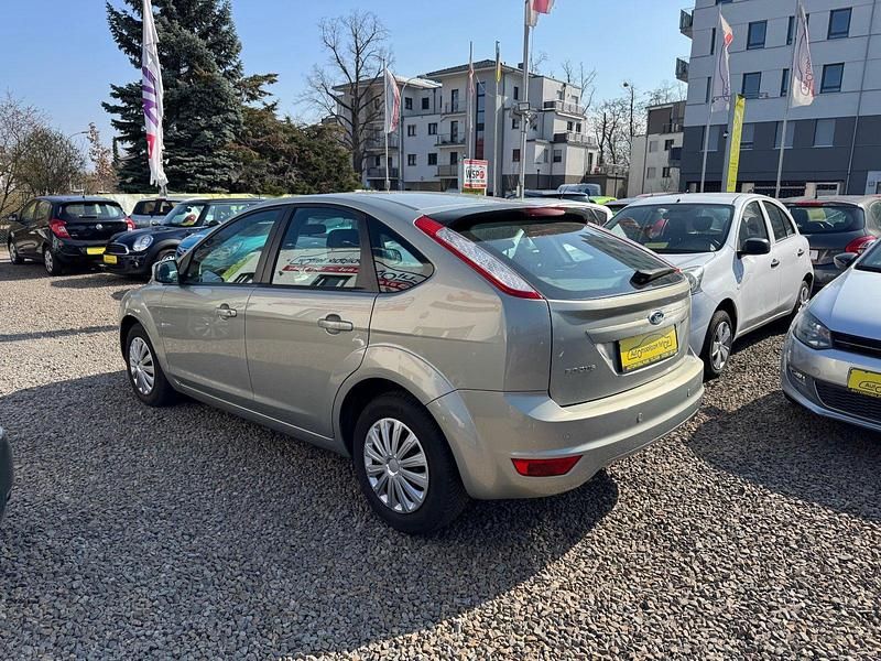 Second-hand Ford Focus 101 CP (74 kW) 2009 Gri Hatchback