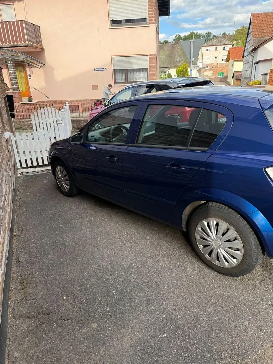 Gebraucht Opel Astra Elegance 105 PS (77 kW) 2004 Blau Limousine
