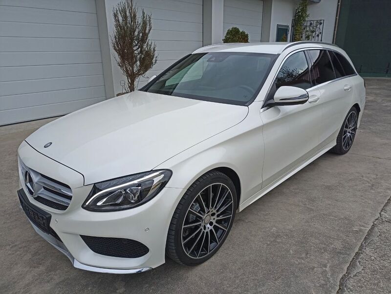 Weiß Gebraucht 2015 Mercedes C180 AMG line Kombi | 18.600 € (Teuer) - Bild 1/4