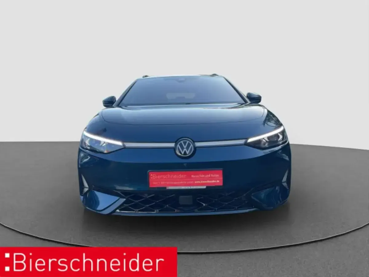Gebraucht VW ID.7 GTX 250 kW (340 PS) 2025 Blau Kombi
