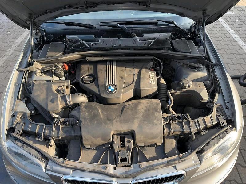 Gebraucht BMW 118 145 PS (106 kW) 2011 Silber Kleinwagen