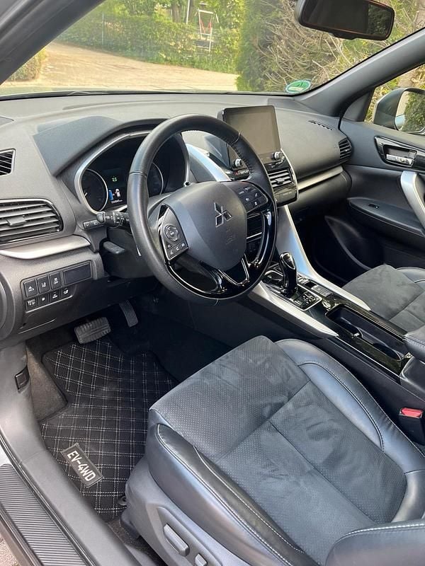 Second-hand Mitsubishi Eclipse Cross 188 CP (138 kW) 2022 Gri SUV