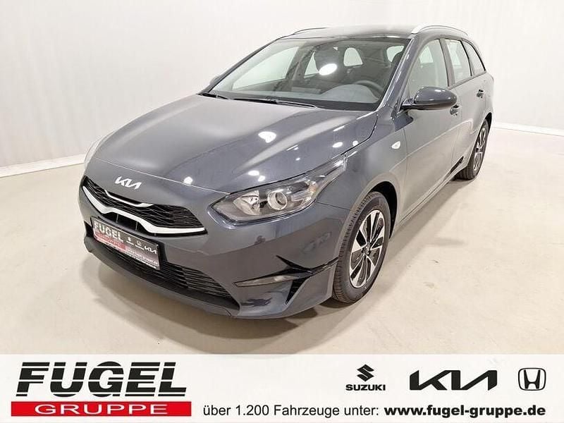 Grau Neu 2025 Kia Ceed | 23.999 € (Fairer Preis) - Bild 1/4