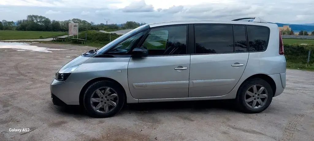 Gebraucht Renault Espace 173 PS (127 kW) 2013 Silber Van / Kleinbus