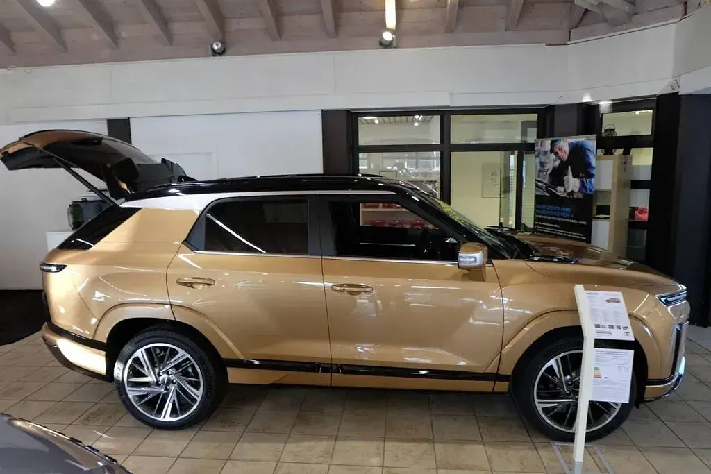 Neu KGM Actyon 163 PS (119 kW) 2026 Gold SUV
