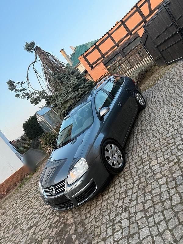 Gebraucht VW Golf V 105 PS (77 kW) 2008 Grau Kombi