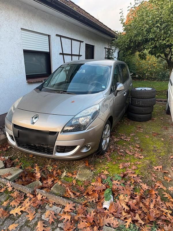 Gebraucht 2011 Renault Mégane III Limousine | 3.000 € (Guter Preis) - Bild 1/4