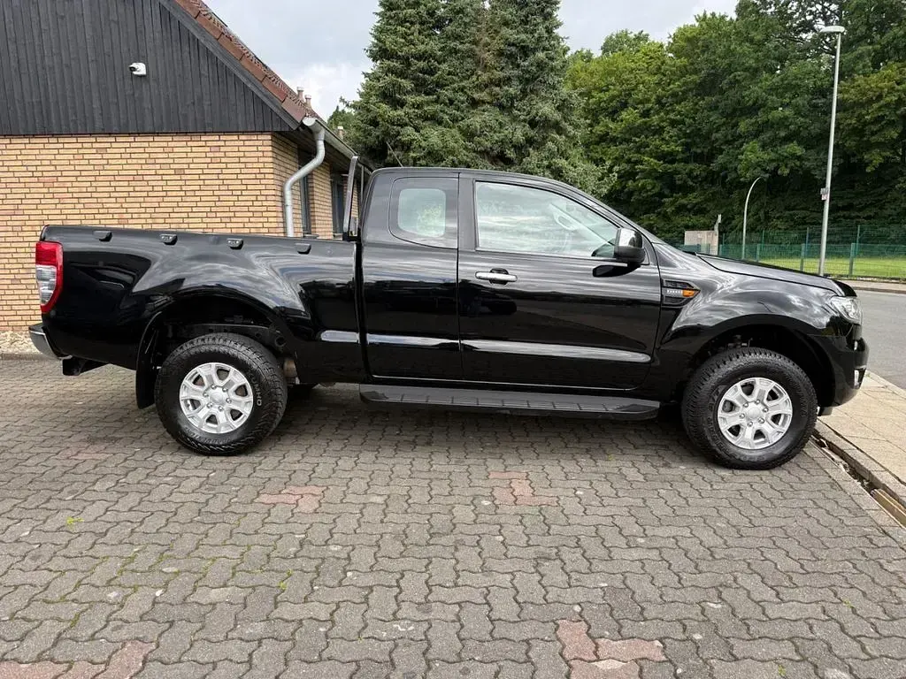 Gebraucht Ford Ranger XLT 170 PS (125 kW) 2020 Schwarz Pickup