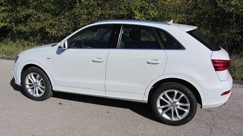 Weiß Gebraucht 2013 Audi Q3 S-Line SUV | 12.500 € (Superpreis) - Bild 1/4