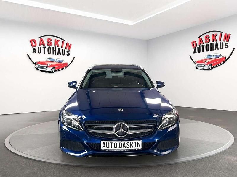 Gebraucht Mercedes C250 Avantgarde 204 PS (150 kW) 2017 Blau Limousine