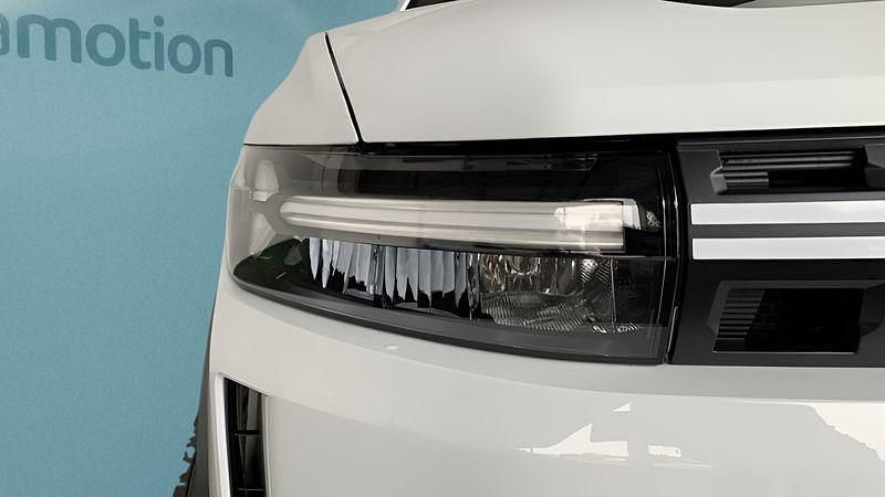 Neu Dacia Duster 131 PS (96 kW) 2025 Weiß SUV