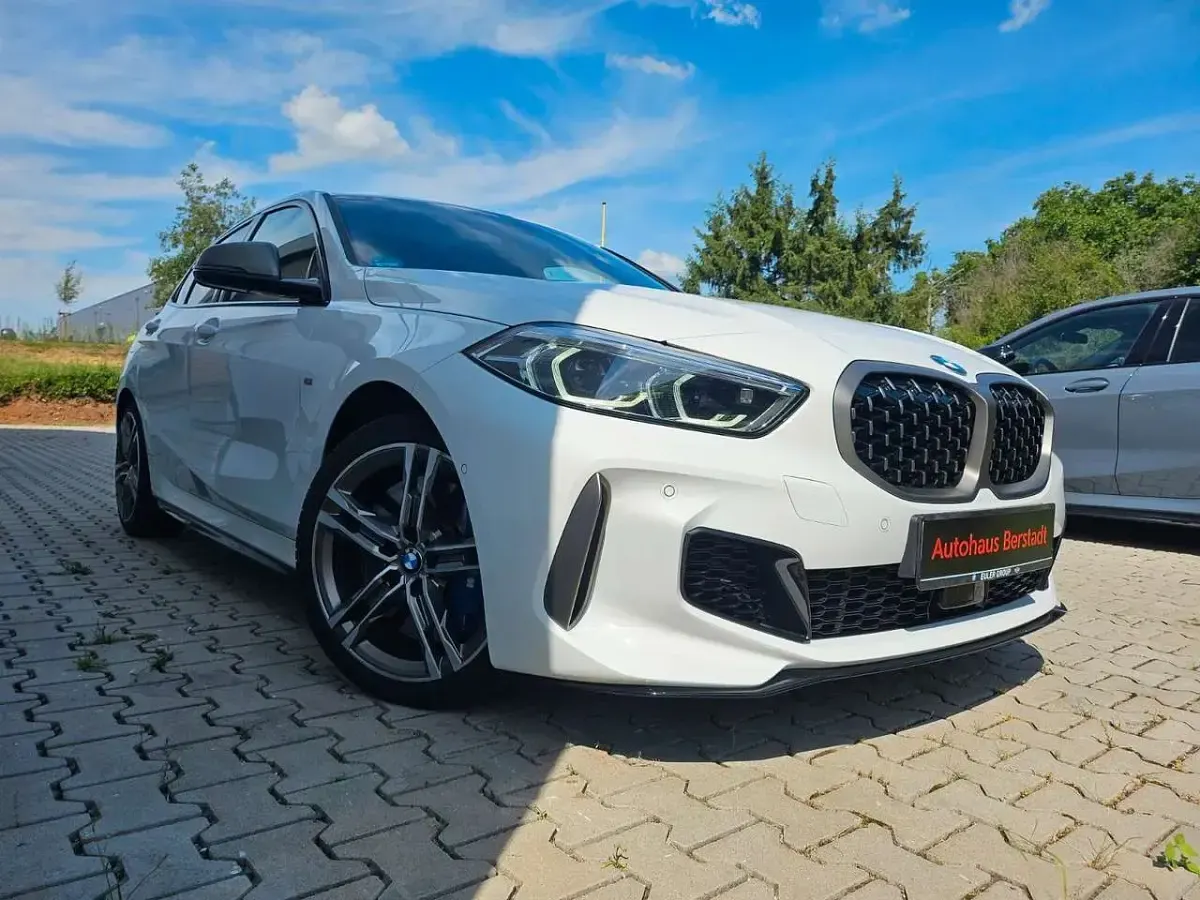 Gebraucht BMW 135 306 PS (225 kW) 2020 Alpinweiss iii Kleinwagen
