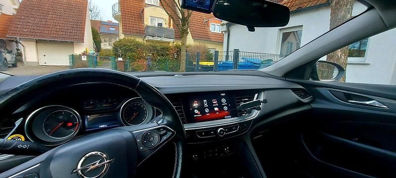 Gebraucht Opel Insignia 136 PS (100 kW) 2017 Schwarz Limousine