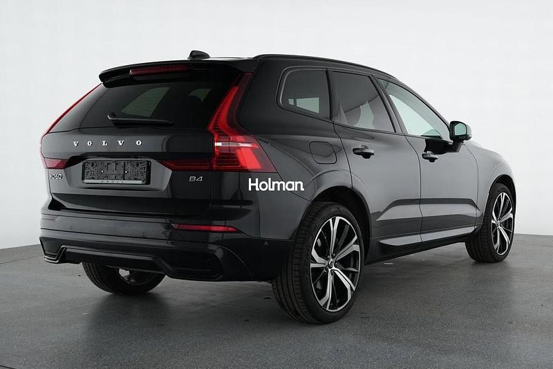 Gebraucht Volvo XC60 Plus 197 PS (144 kW) 2024 Schwarz SUV
