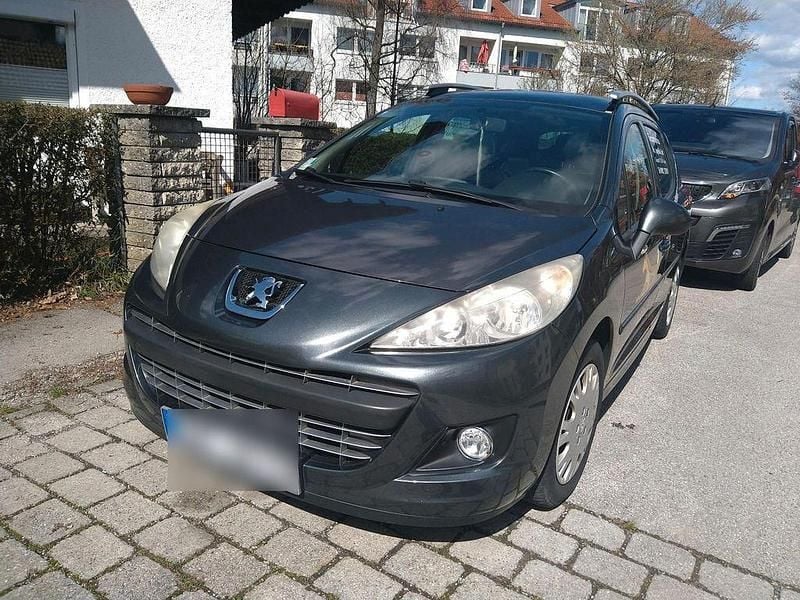 Grau Gebraucht 2011 Peugeot 207 Premium Kombi | 3.500 € (Guter Preis) - Bild 1/4