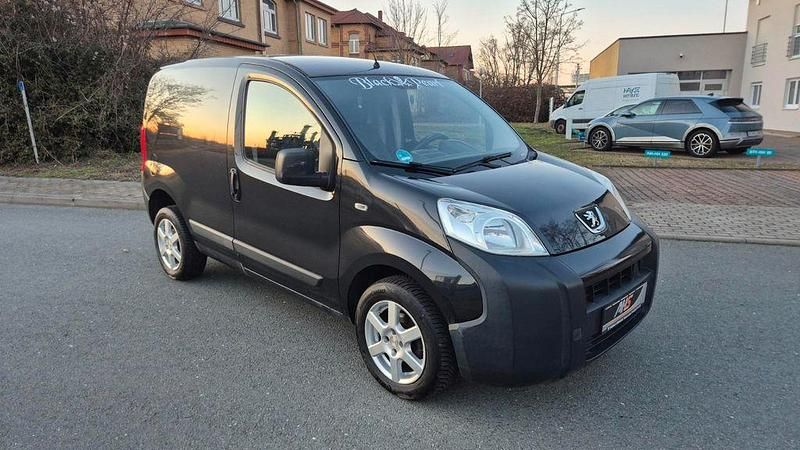Gebraucht Peugeot Bipper Basis 68 PS (50 kW) 2009 Schwarz Van / Kleinbus