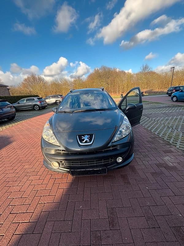 Gebraucht Peugeot 207 95 PS (69 kW) 2008 Grau Kombi