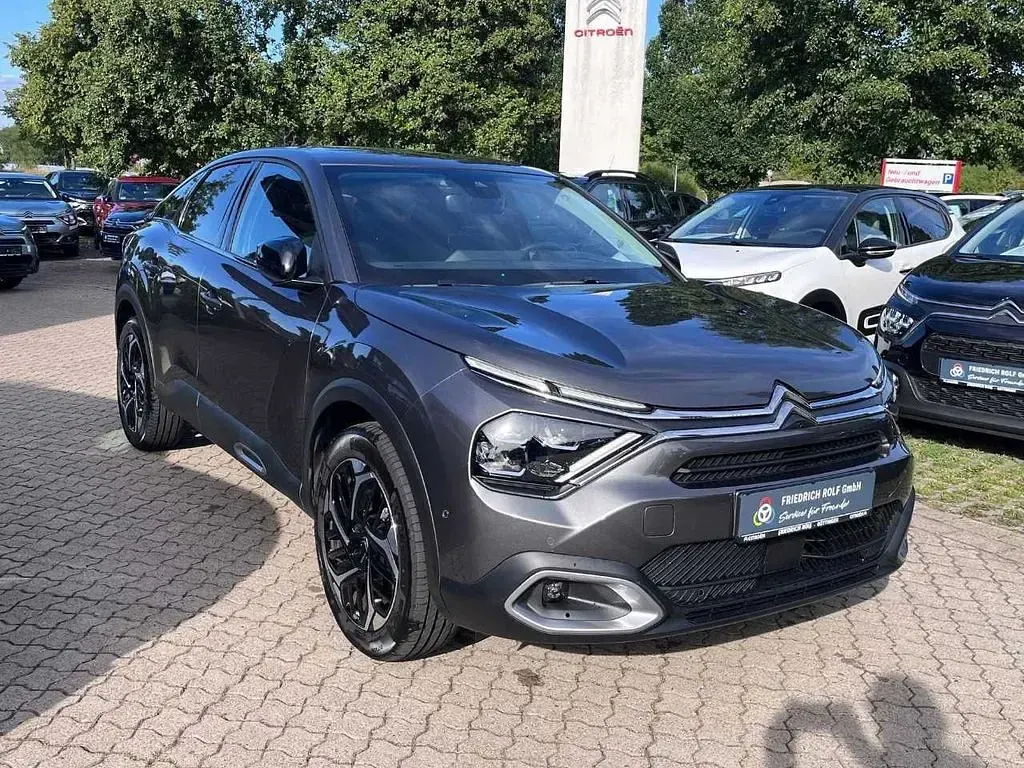 Gebraucht Citroën C4 PureTech 131 PS (96 kW) 2024 Grau SUV