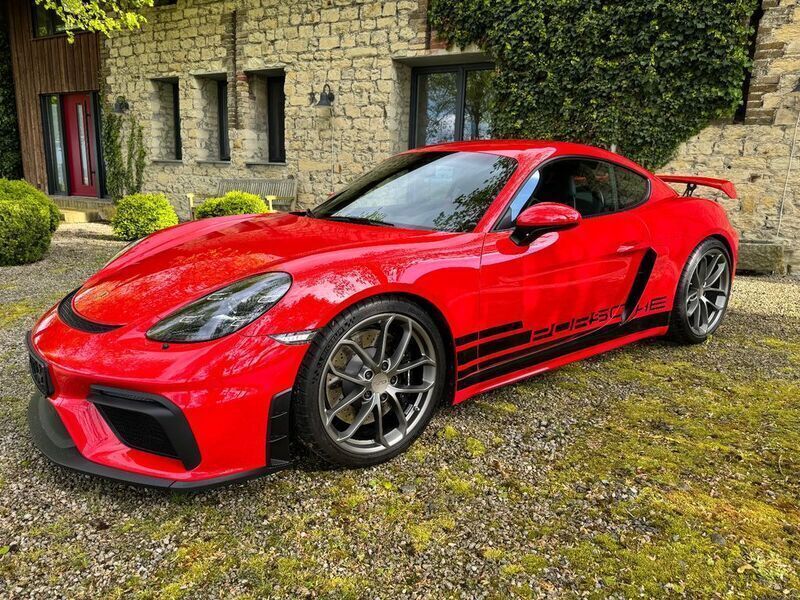 Rot Gebraucht 2020 Porsche 718 Cayman GT4 Coupé | 110.950 € (Etwas zu teuer) - Bild 1/4