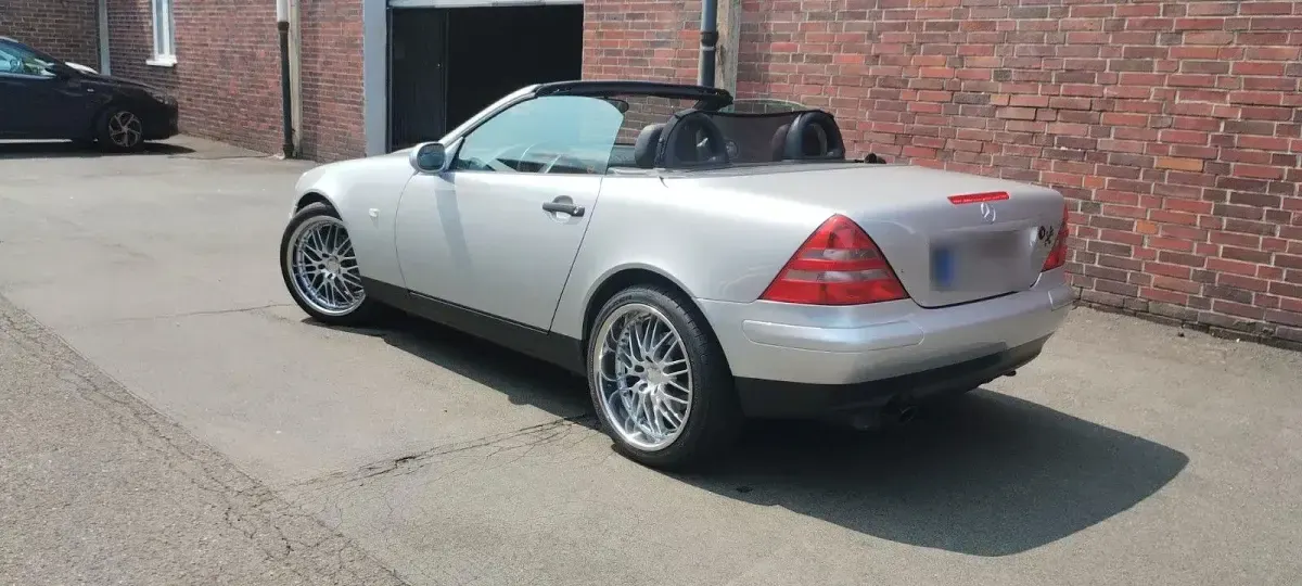 Gebraucht Mercedes SLK200 136 PS (100 kW) 1997 Silber Cabrio