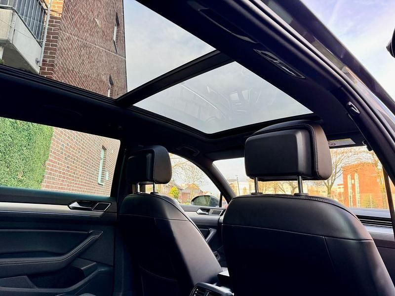 Usata VW Passat Active 190 CV (139 kW) 2019 Grigio Station wagon